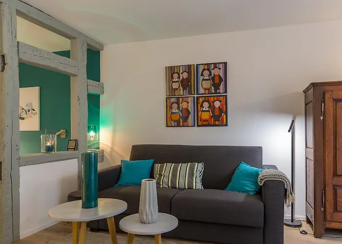 Grand Studio Centre Apartment